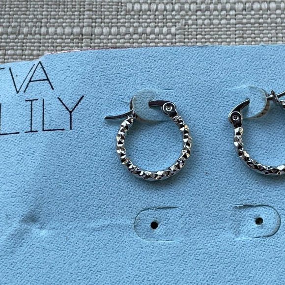 Eva and Lily Women Earring Silver Plated Hoop Small Ear jewelry new - Picture 5 of 11